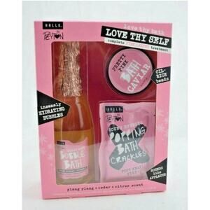Hallu by Peyton "Love Thy Self" Bubble Bath Gift Set